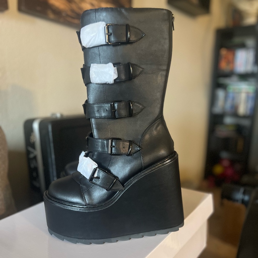 Black dune bat boots - Picture 4 of 8